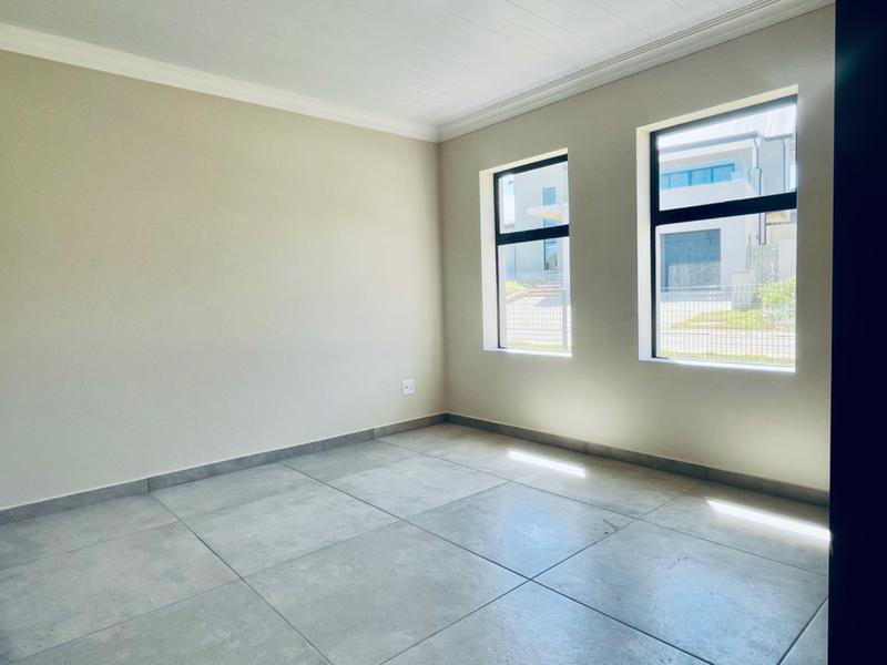 3 Bedroom Property for Sale in Reebok Western Cape